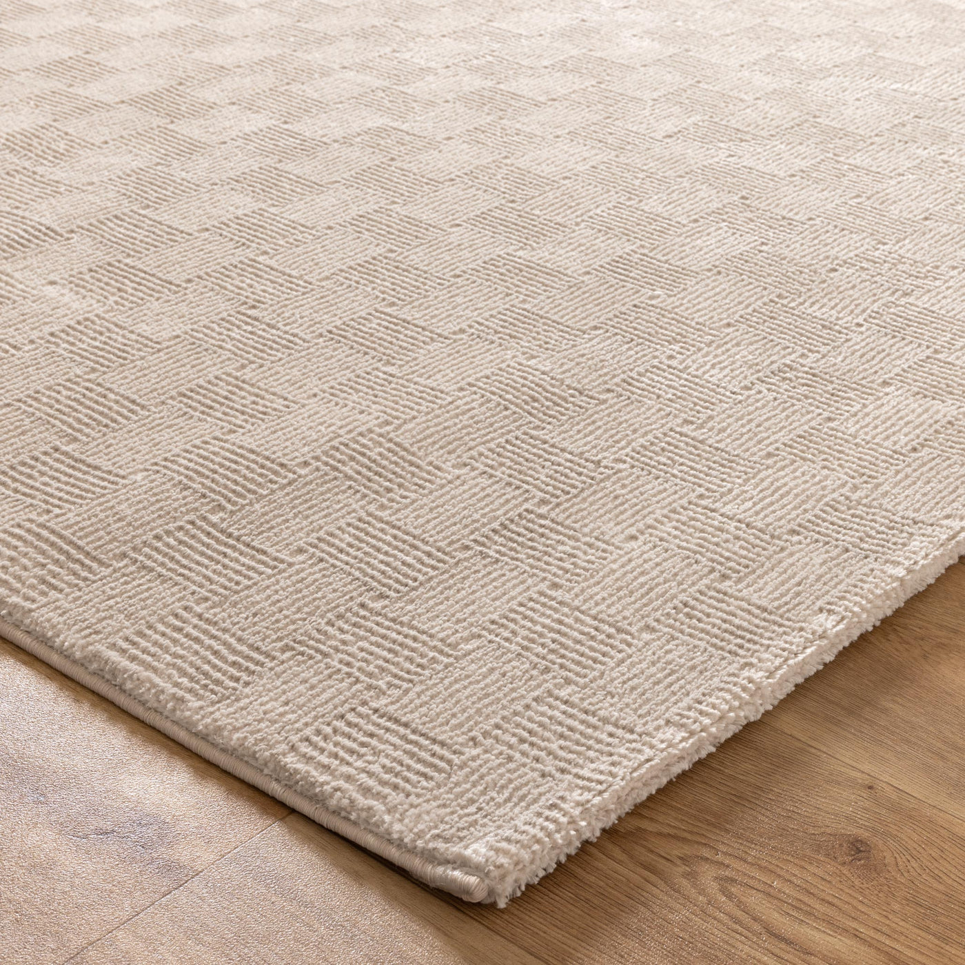 Lara Checkers Beige Rug