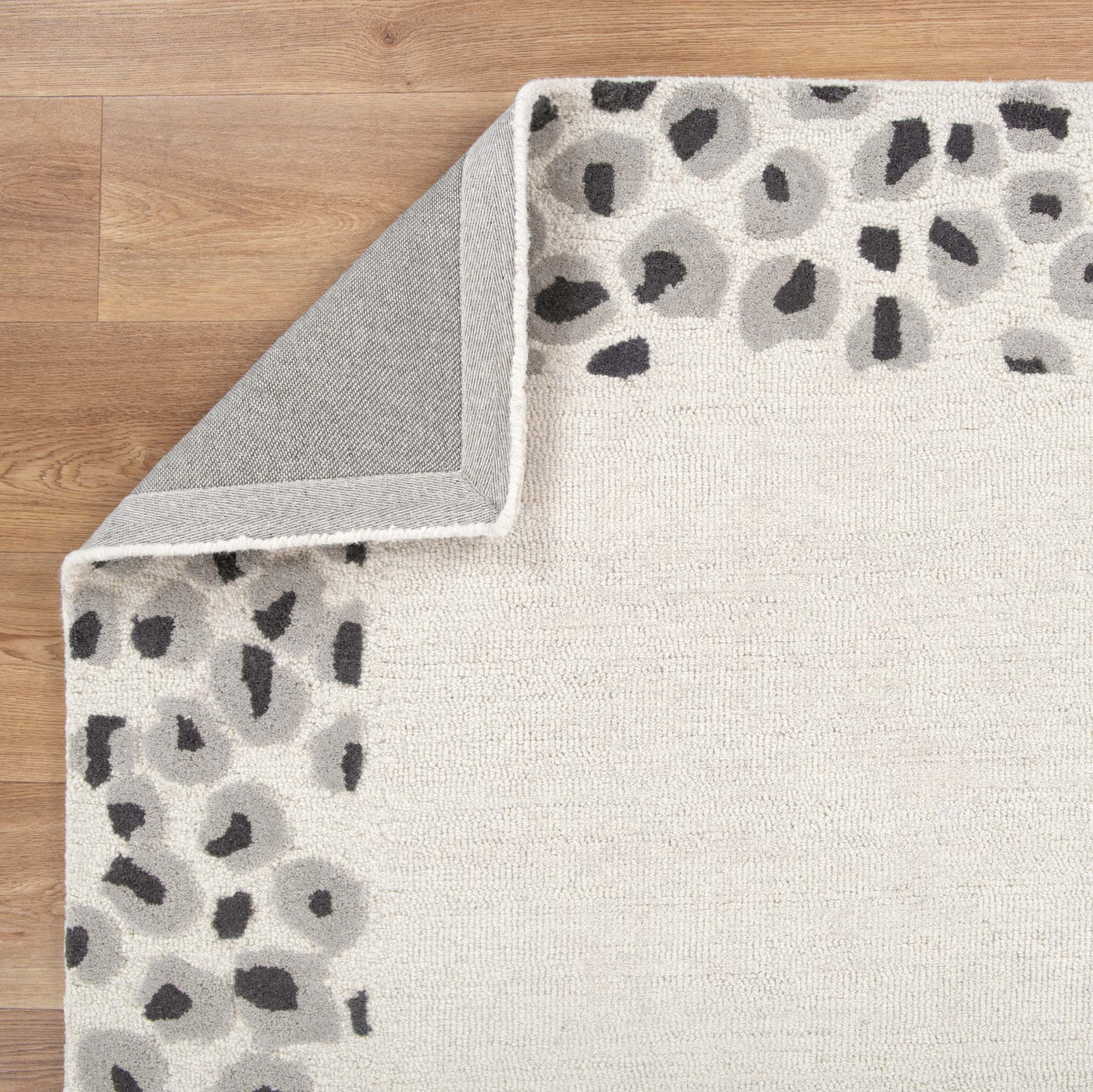 Les Nomades Leopard Cream Grey Wool Rug