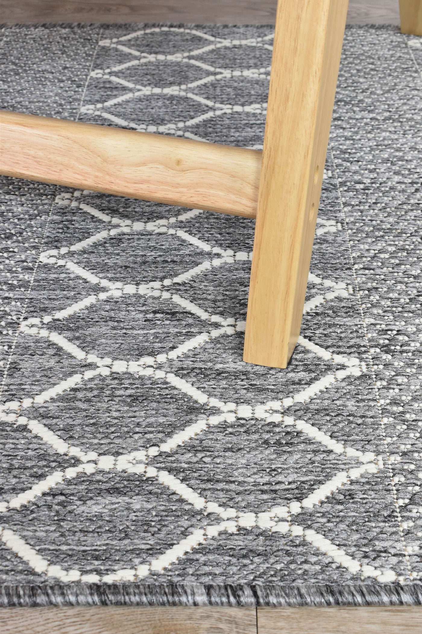 Alaska Runner Grey 6826 | Treasures of Turkey