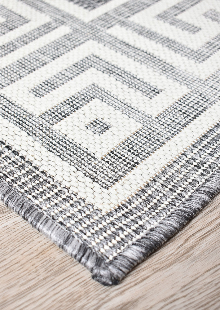 Alaska Light Grey Rug 7781-GU6E