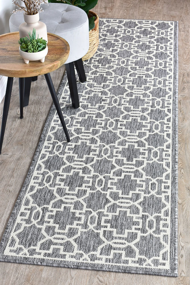 Alaska Runner Grey Cream GU6E | Treasures of Turkey