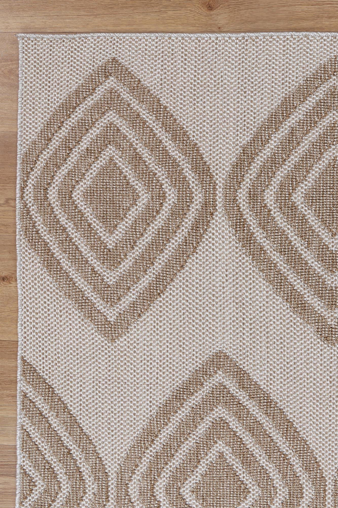 Maldives Modern Indoor/Outdoor Beige Rug (New landed)