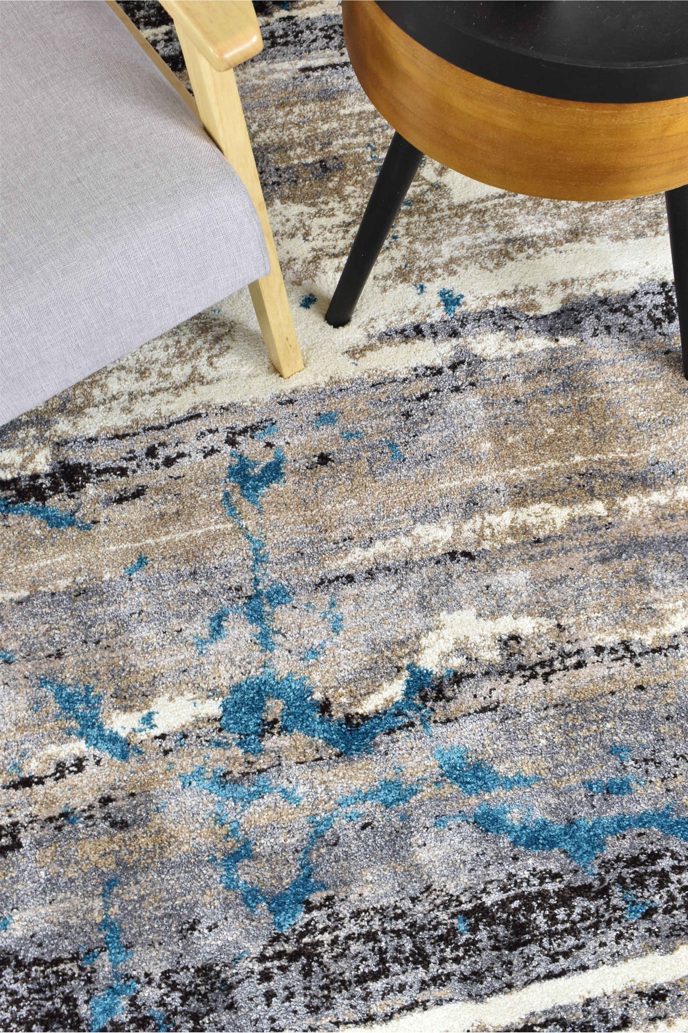 Millard 696 Beige Turquoise Rug