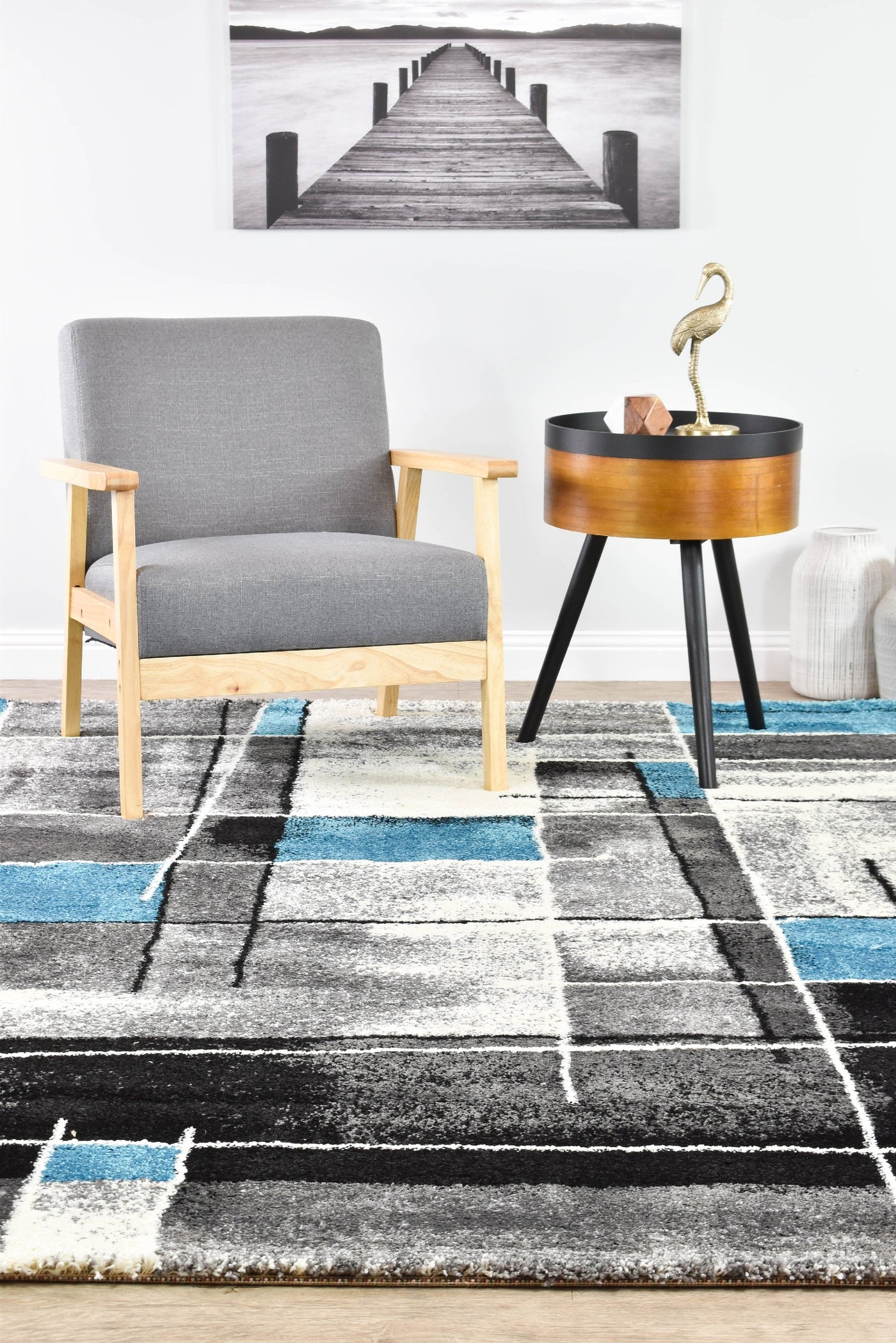 Dahlia 297 Dark Grey Turquoise Rug