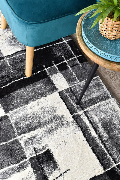 Dahlia 297 Dark Grey Black Runner