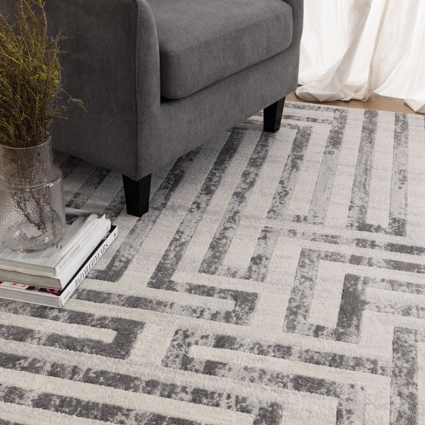 Ruby Maze Grey Rug