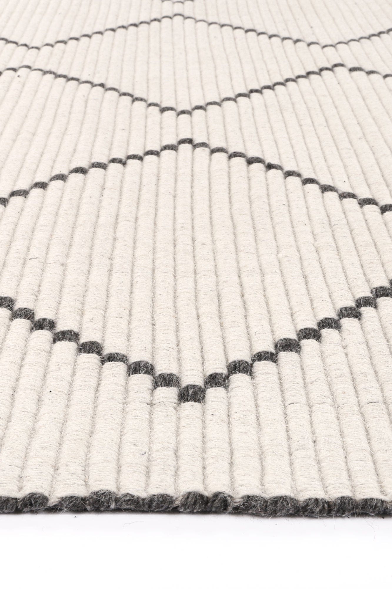 Anjuna Zig-Zag Wool Blend Cream Rug.