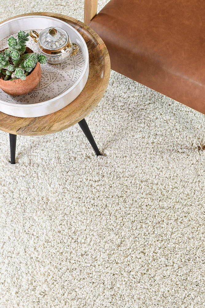 Plain Portland Shaggy Rug Natural 6926